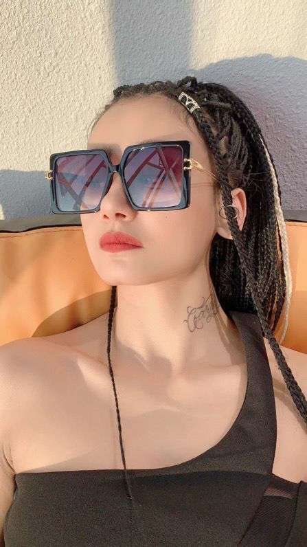 Picture of Chloe Sunglasses _SKUfw46736105fw